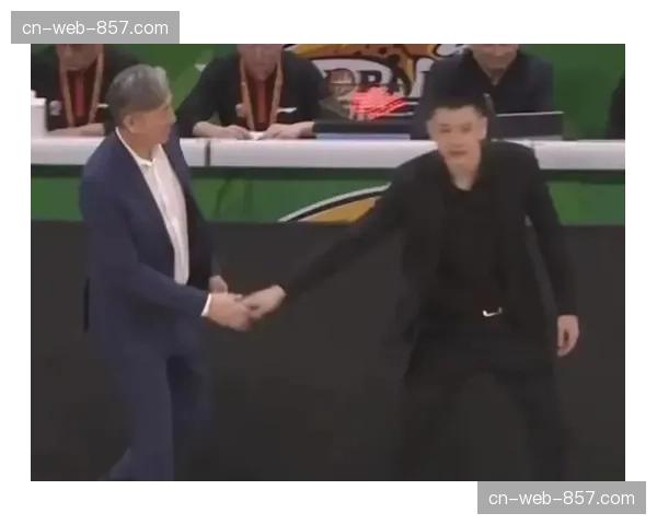 战术板:深圳马可波罗如何限制辽宁队的快速反击 战术板:深圳马可波罗如何限制辽宁队的快速反击